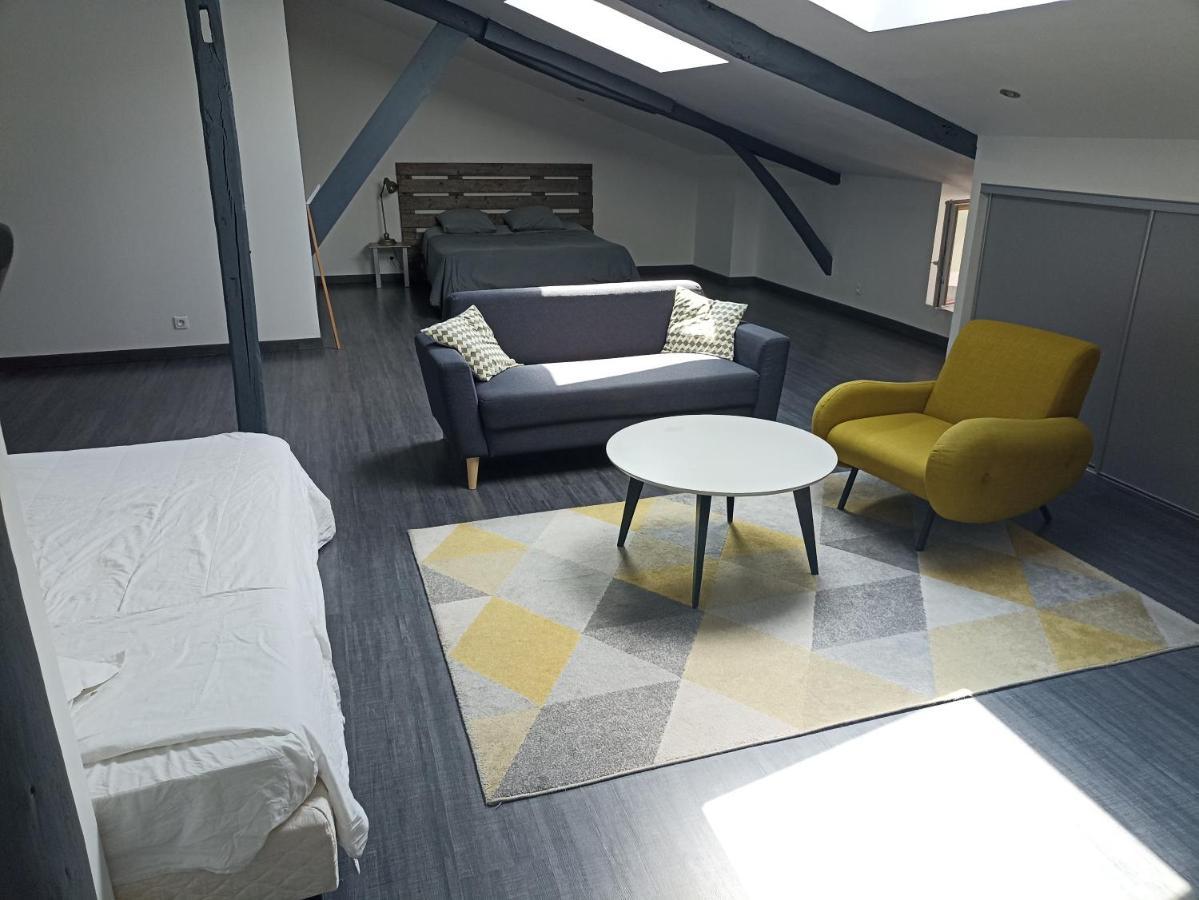 Suite lumineuse Livinhac-le-Haut Extérieur photo