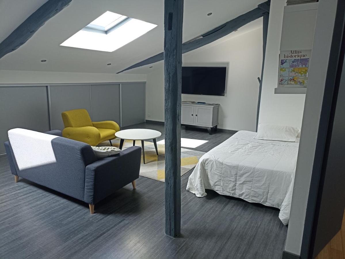 Suite lumineuse Livinhac-le-Haut Extérieur photo
