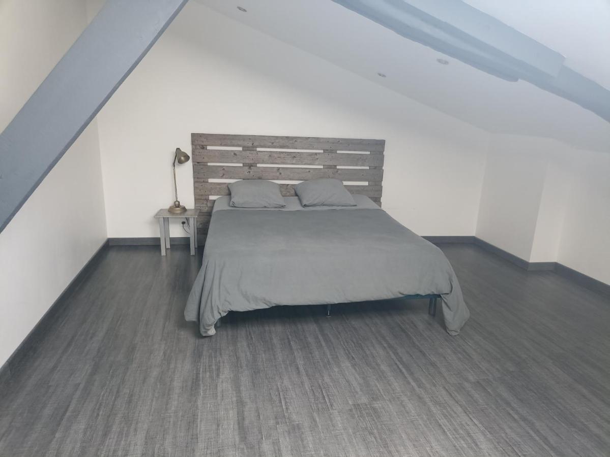 Suite lumineuse Livinhac-le-Haut Extérieur photo