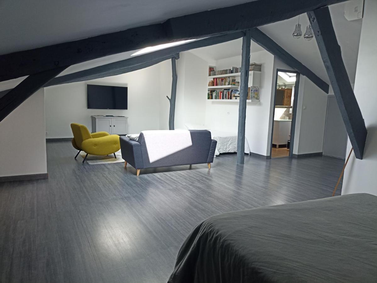 Suite lumineuse Livinhac-le-Haut Extérieur photo