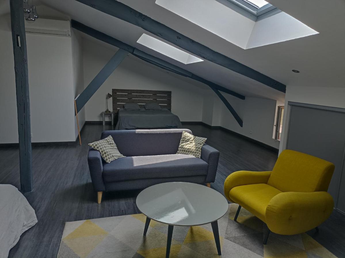 Suite lumineuse Livinhac-le-Haut Extérieur photo